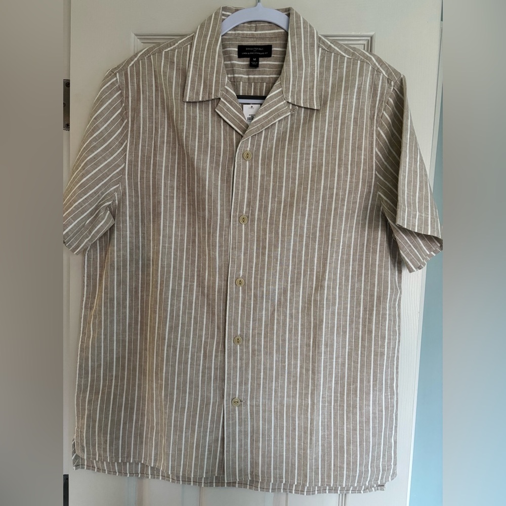 Banana Republic Brown and White Casual Button Down Shirt